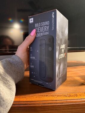 JBL Flip Essential Portable Bluetooth Speaker - Black